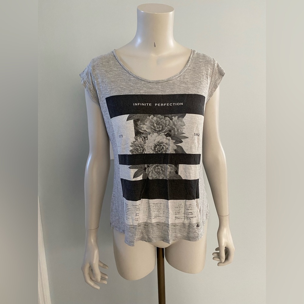 Zara Trafaluc Grey Infinite Perfection Tee